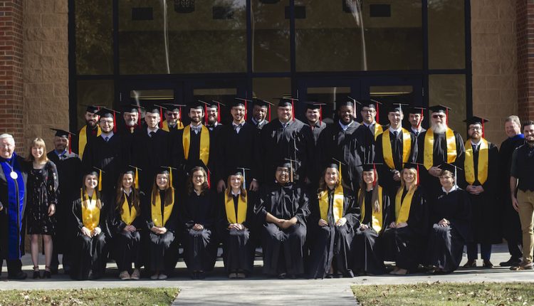 2019 Graduating Seniors Group Photo[1] copy